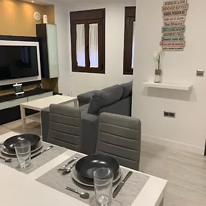 Ninas Apartment