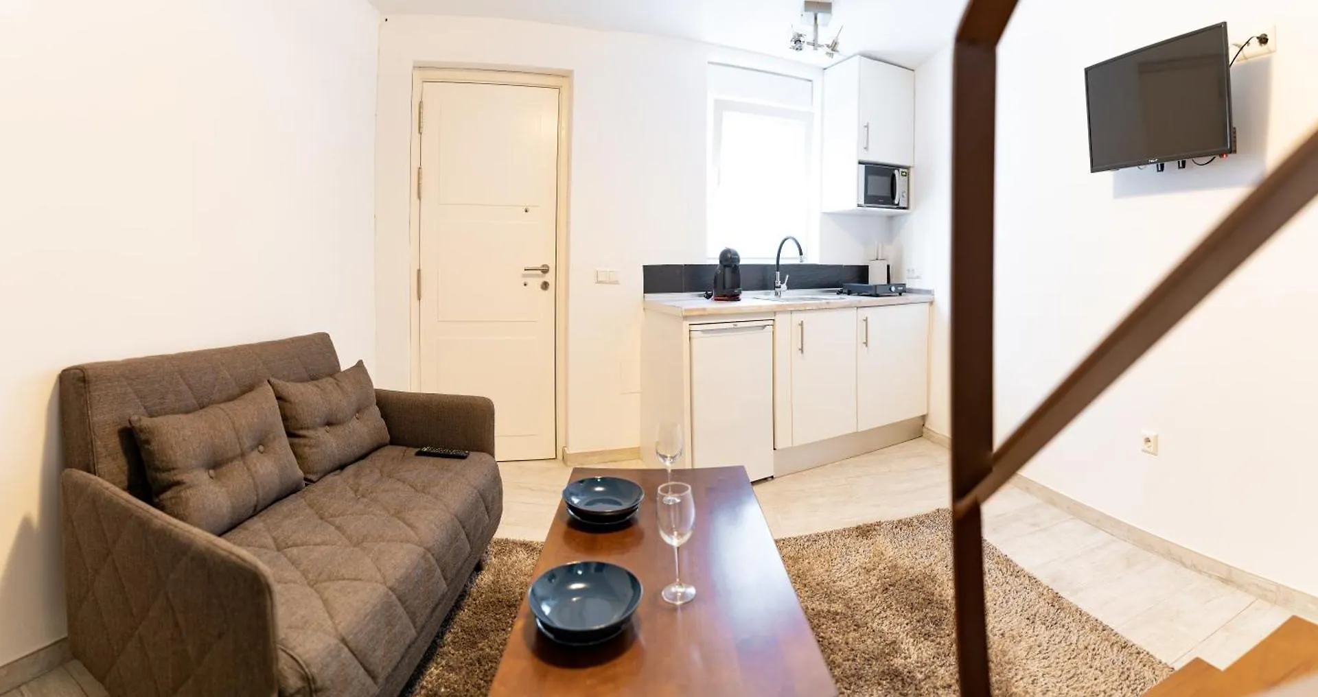 Gav Cerrillo Apartment Ronda